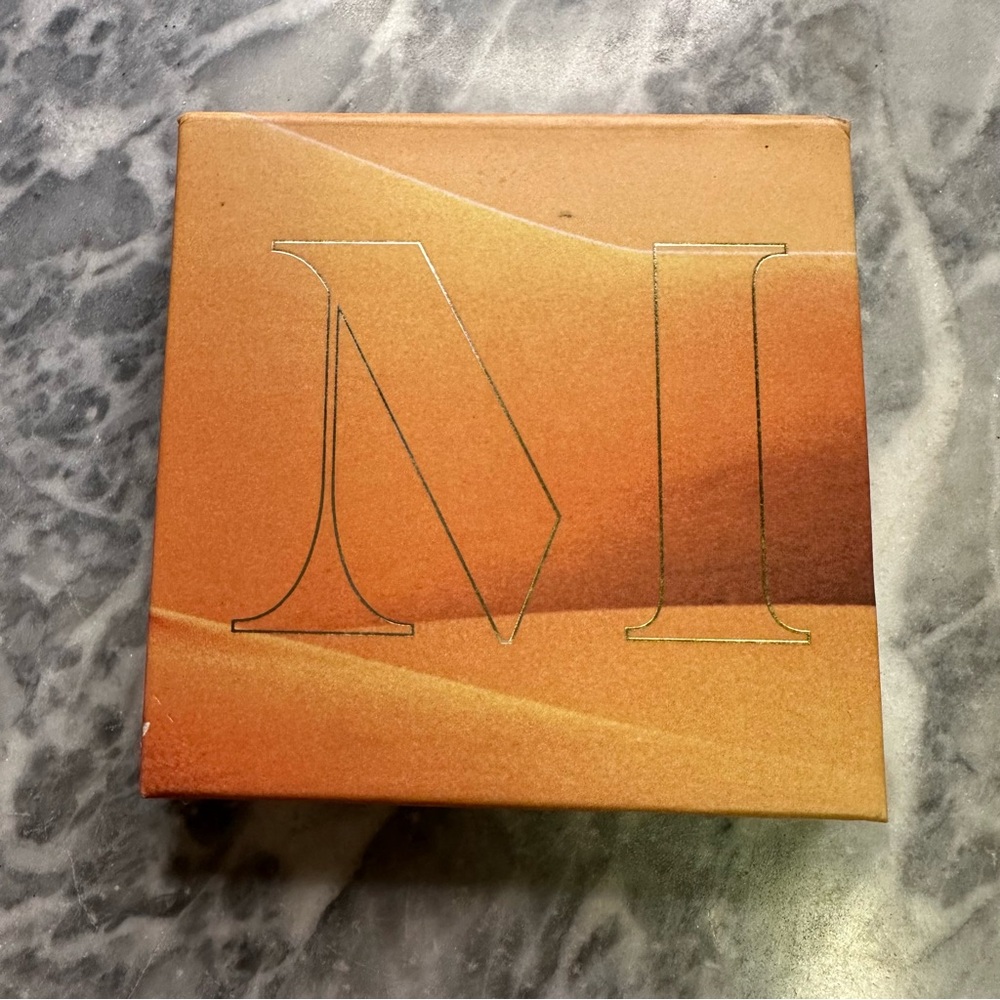 Morphe Radiant Pressed Highlighter Glow Show